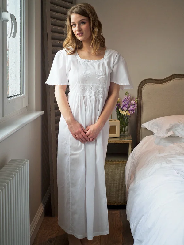 18th Century Style Cotton Nightdress  Size 10-14